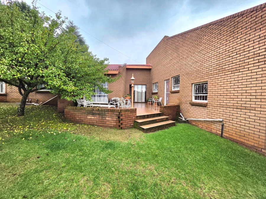 To Let 4 Bedroom Property for Rent in Reitz Free State